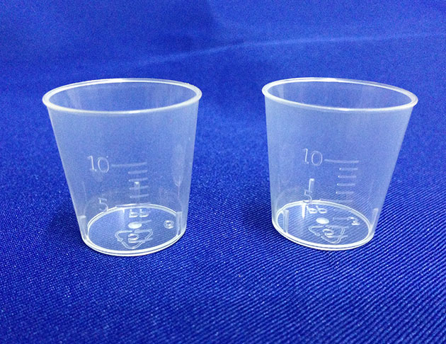 塑膠量杯-10cc 1